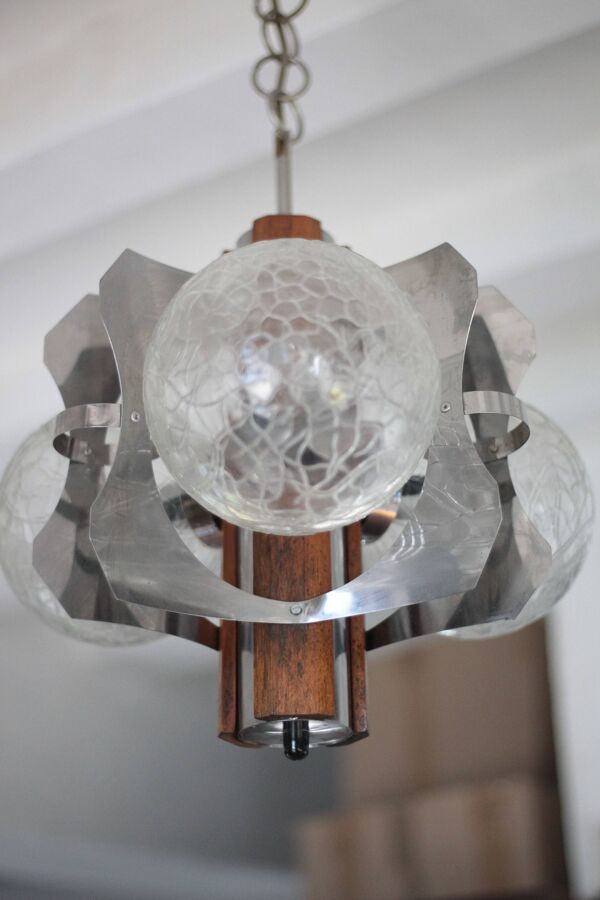 Suspension space age métal et bois, lustre 3 globes, lustre sputnik, lampe