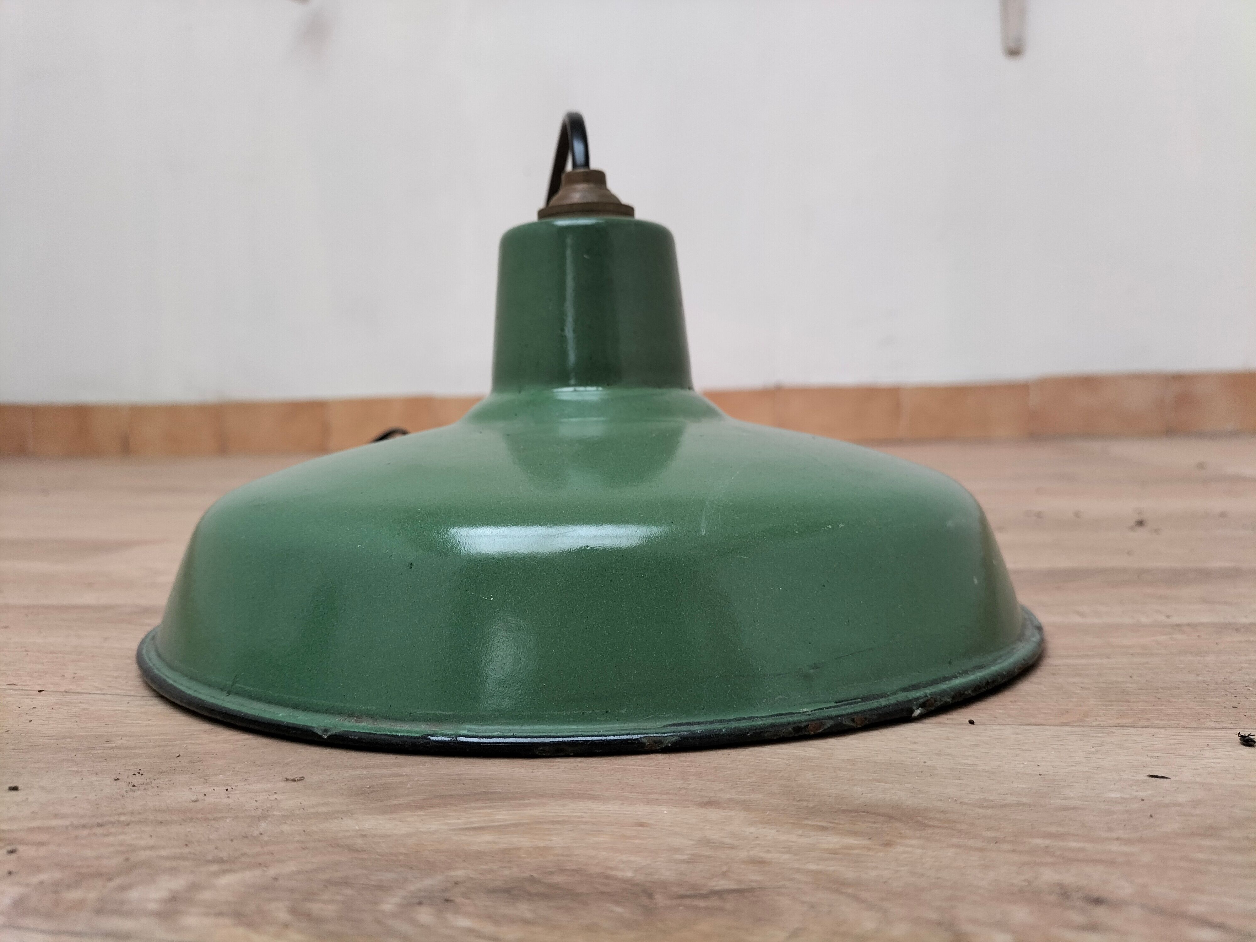 Series of 2 industrial suspensions