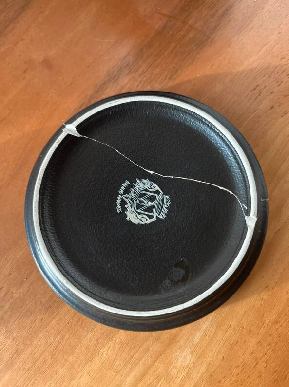 Tasses à café noir rayée blanc vintage Salins