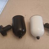 Two-tone shell appliques