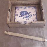 Grey patinated wooden top, ceramic bottom, for napkins/paper napkins