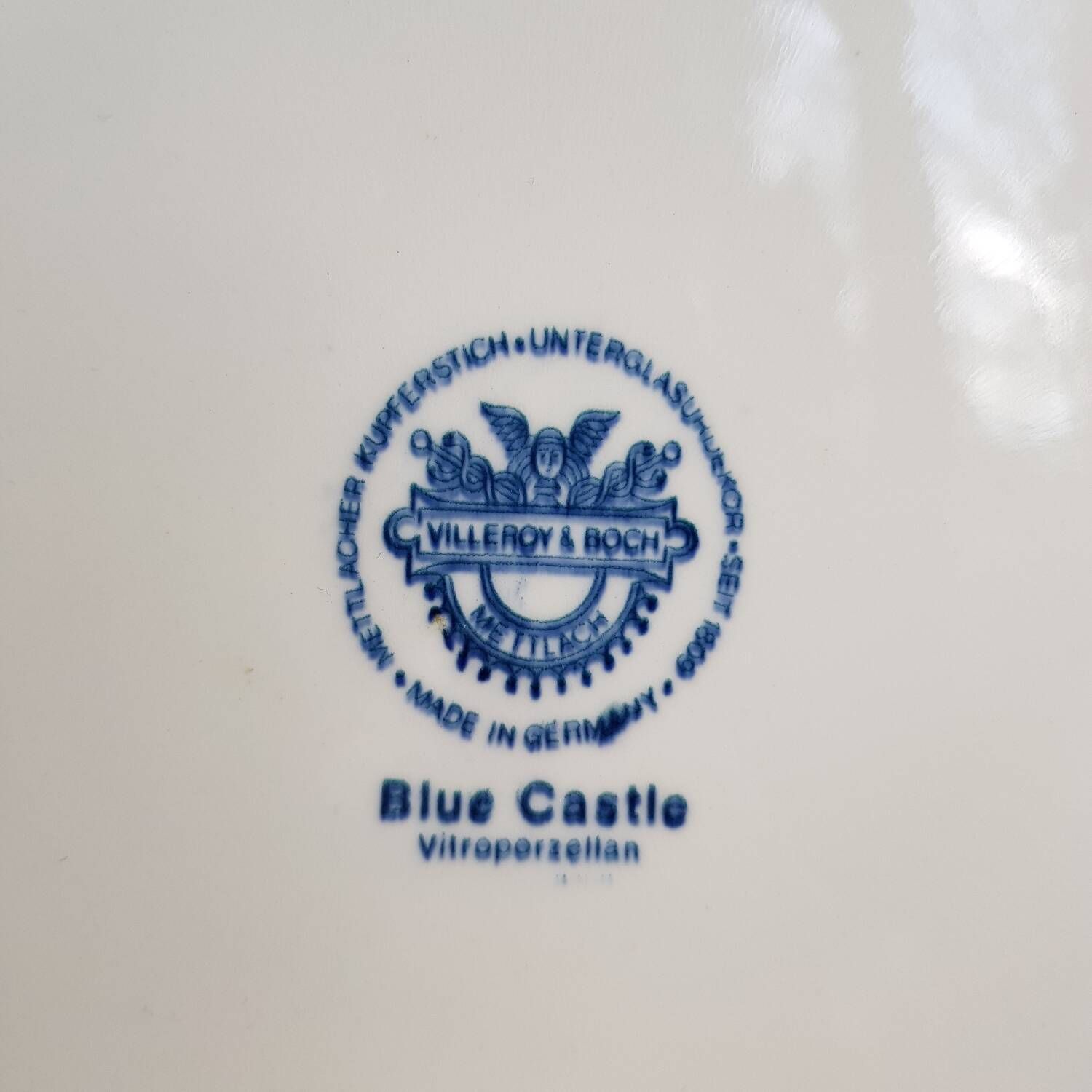 Grand plat de service rond en porcelaine Château Bleu de Villeroy & Boch