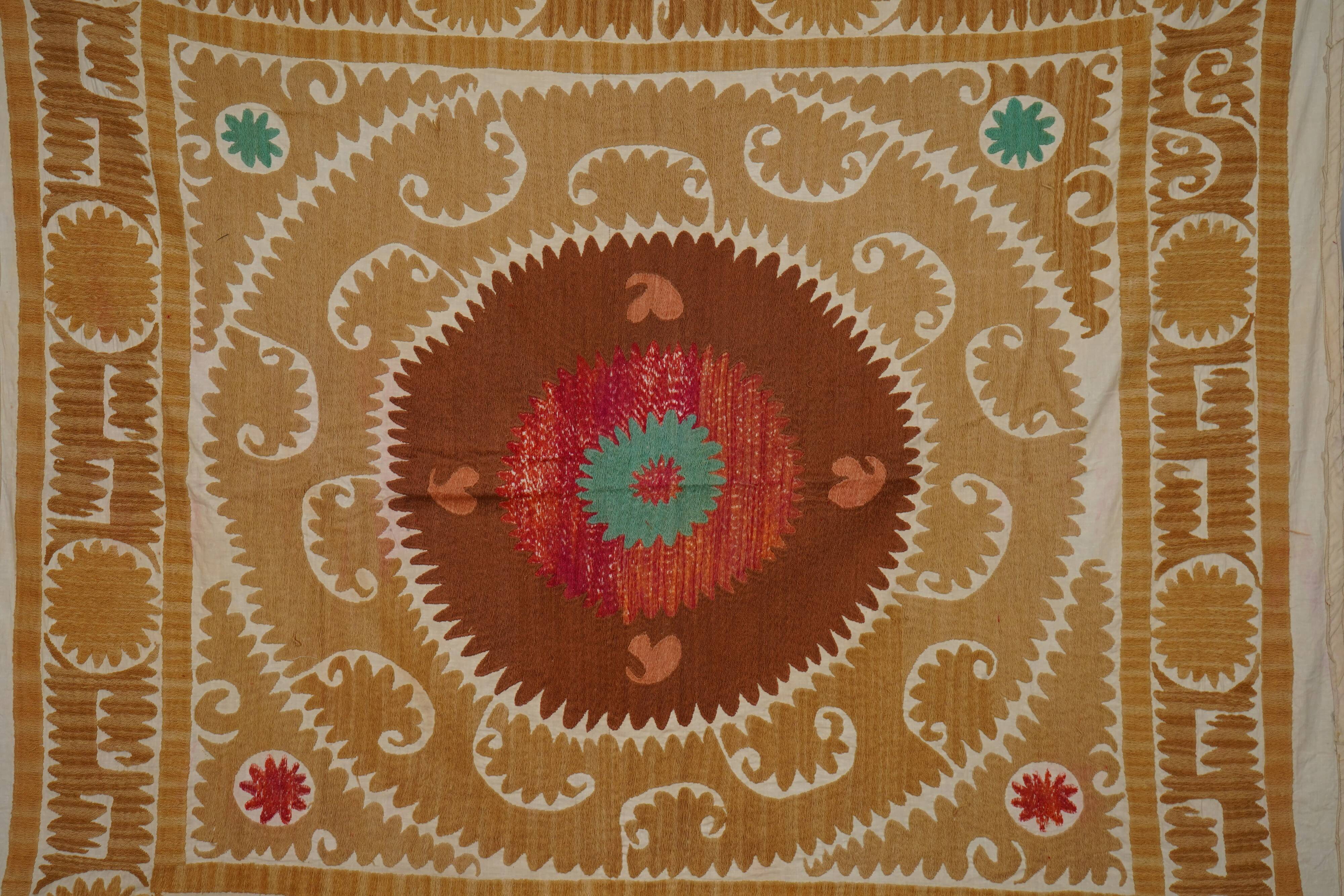 Vintage Turkish hand-knotted rug 135x145 cm