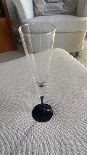 set of 6 vintage champagne flutes with black stems – 1970s