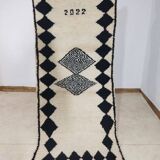 Handmade moroccan berber rug 231 x 95
