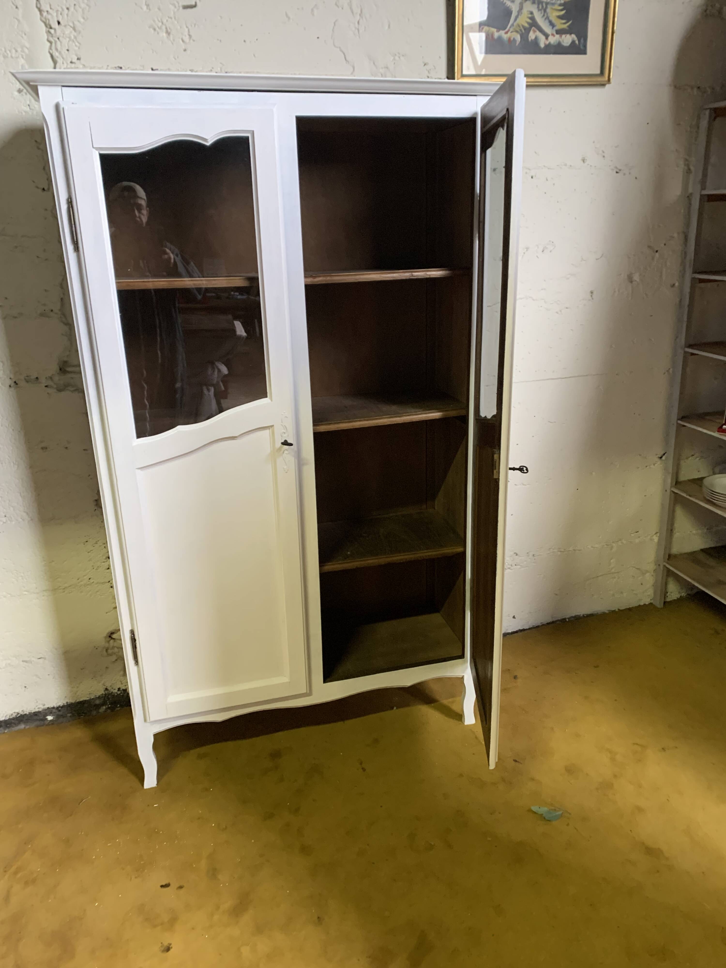 Parisian china cabinet display