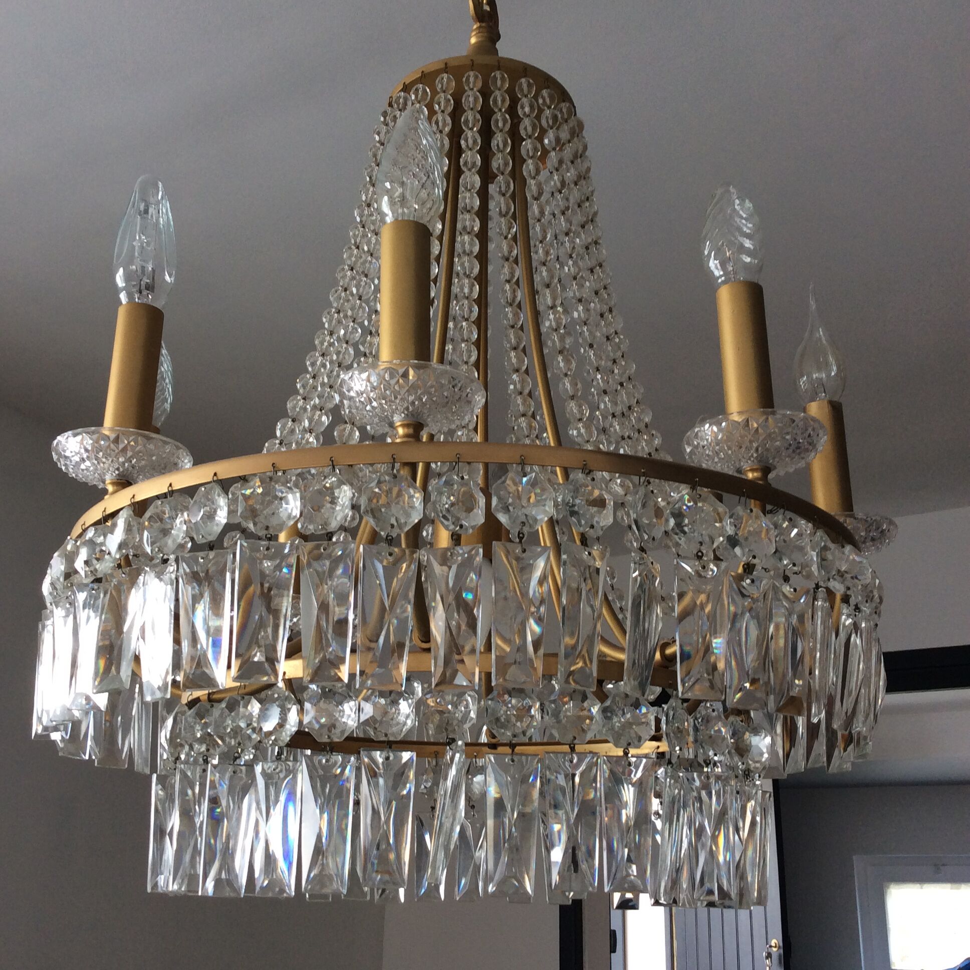 Chandelier crystal stamped balloon