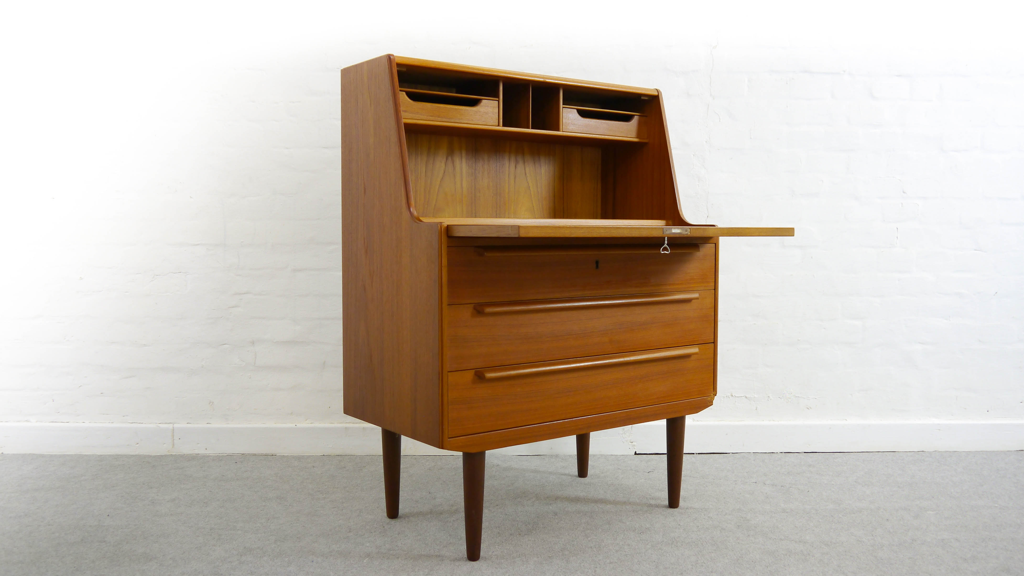 Scandinavian writing desk