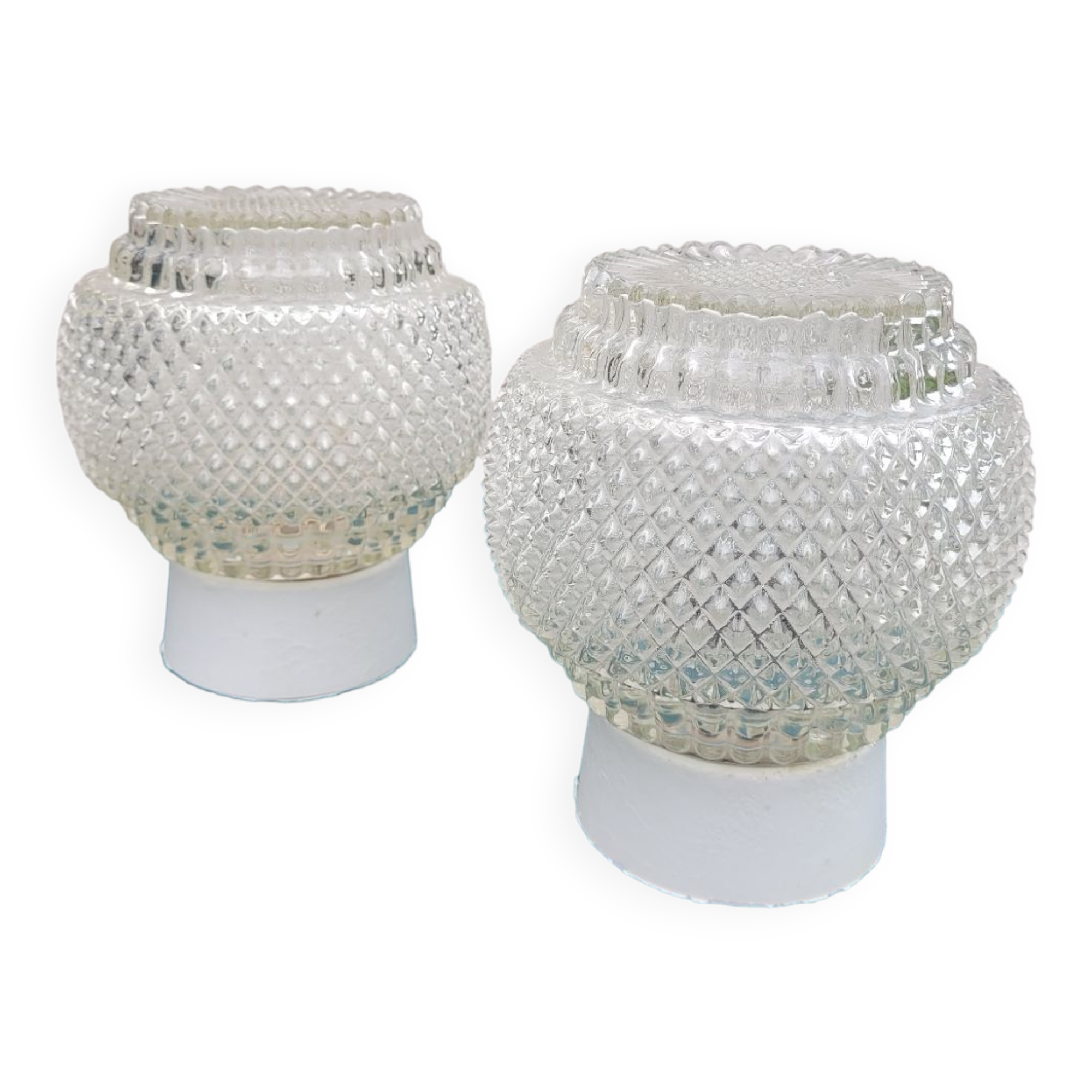 2 glass ceiling lights