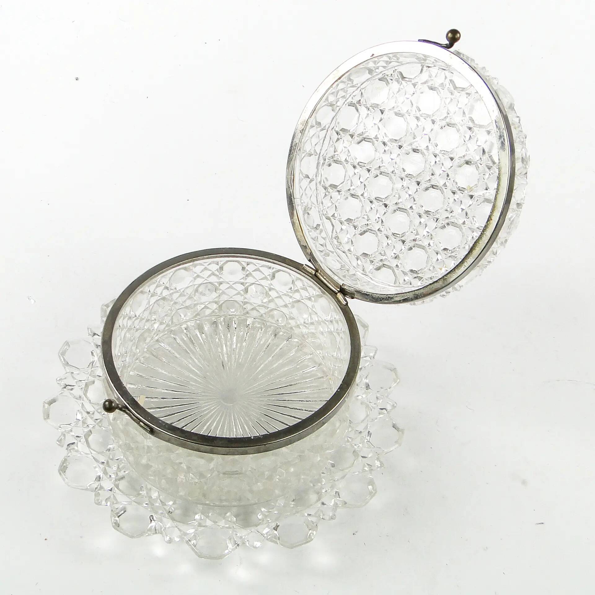 Art Deco bonbonniere, glass, HSG Ząbkowice, Poland, 1930s