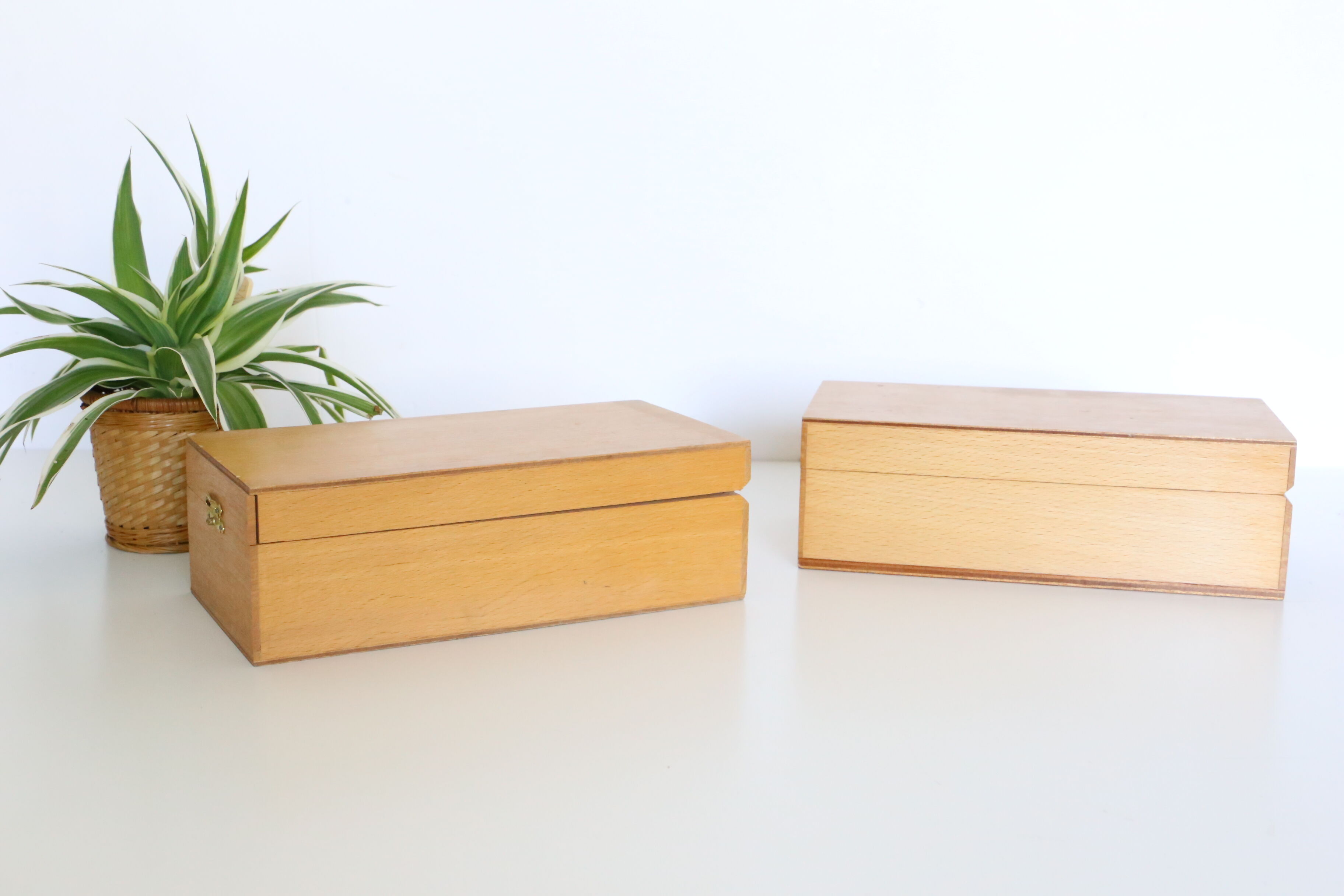 Stamp boxes, stamps, school, theme the4 seasons