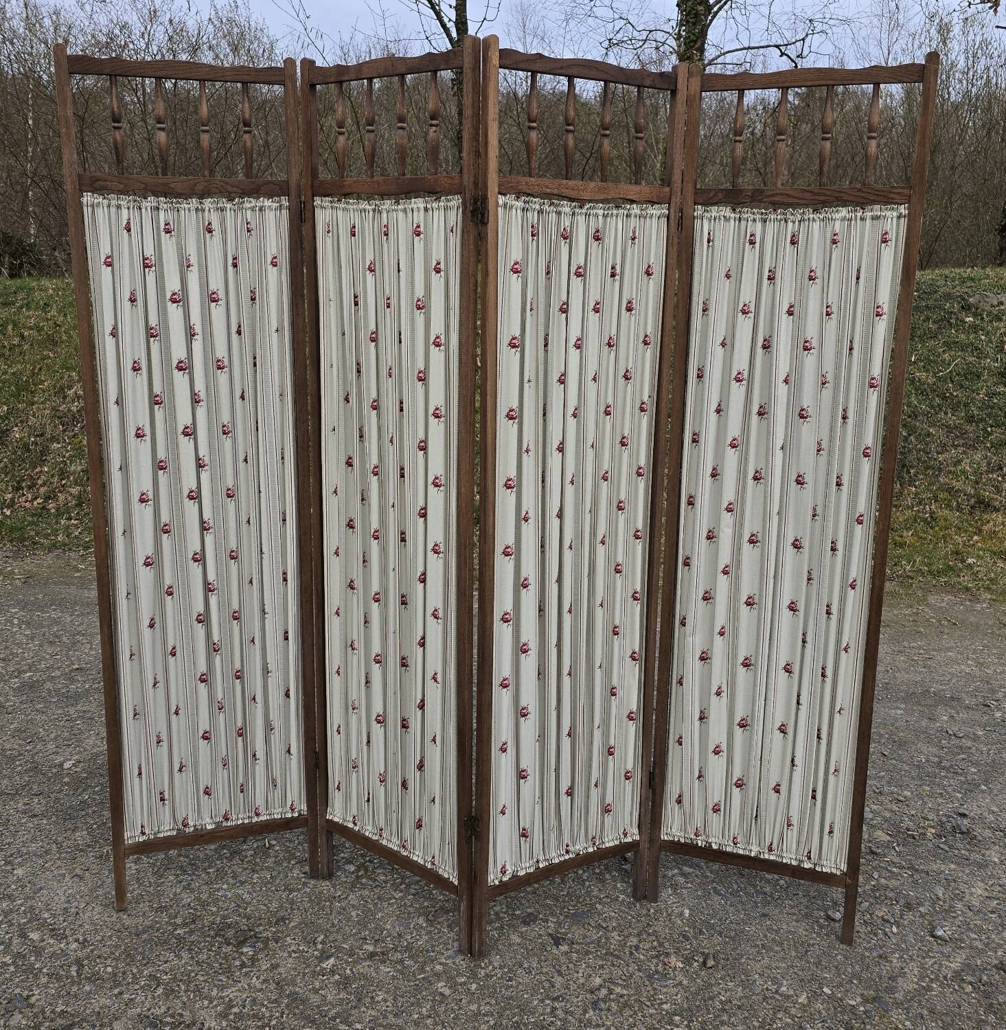 Vintage four-panel screen