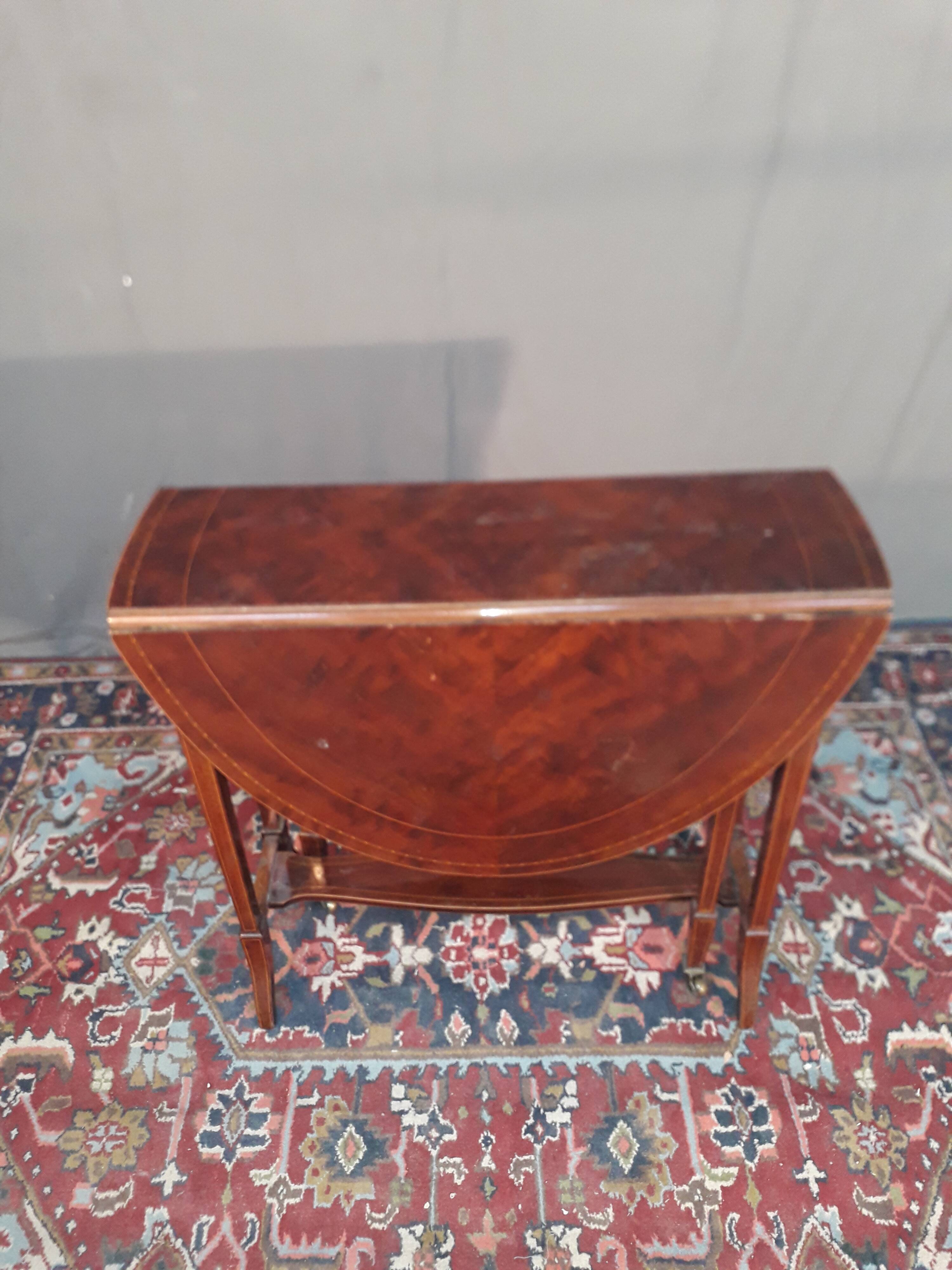 Table pliante anglaise en plaquage d acajou