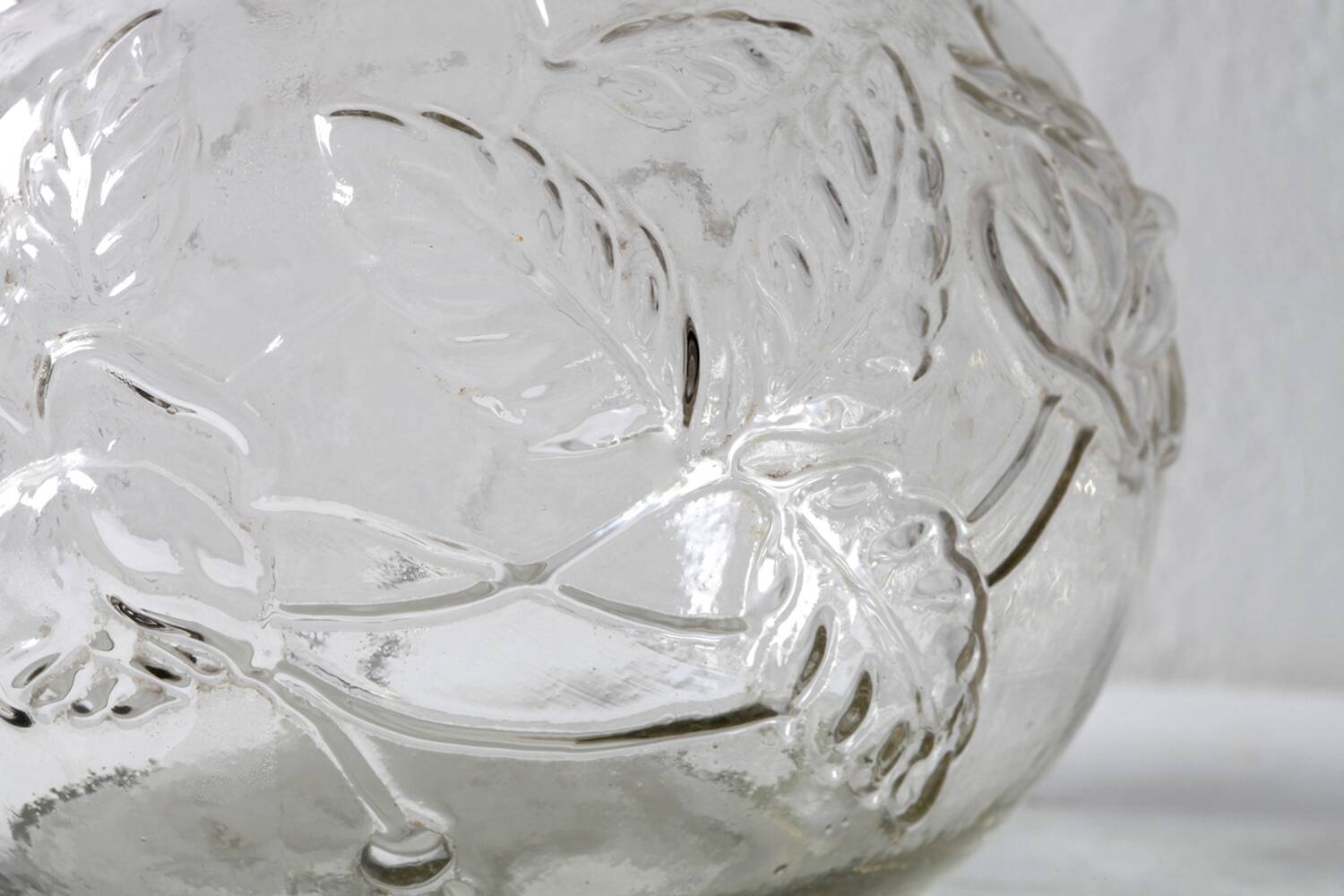 Carafe à vin en verre à motifs de roses, Empoli, Italie, années 1950