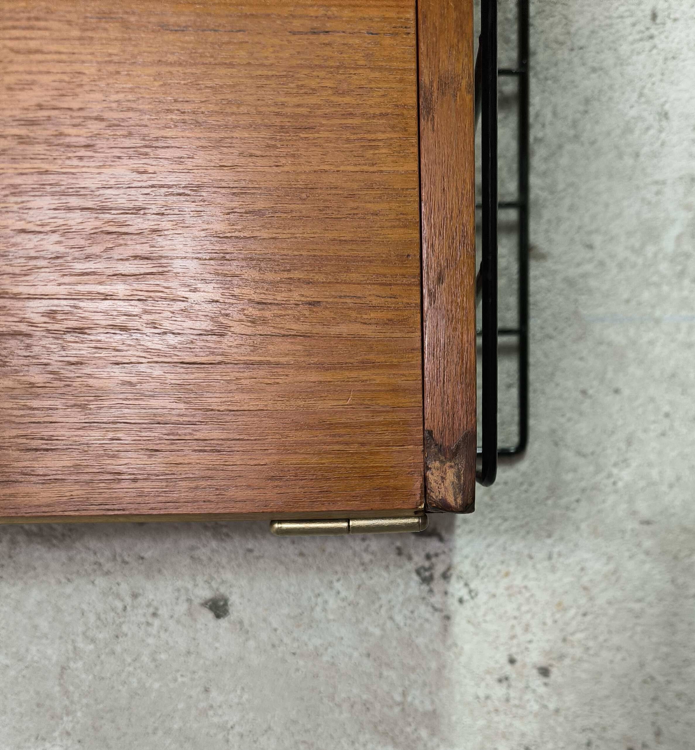 Modular vintage wall unit in teak.