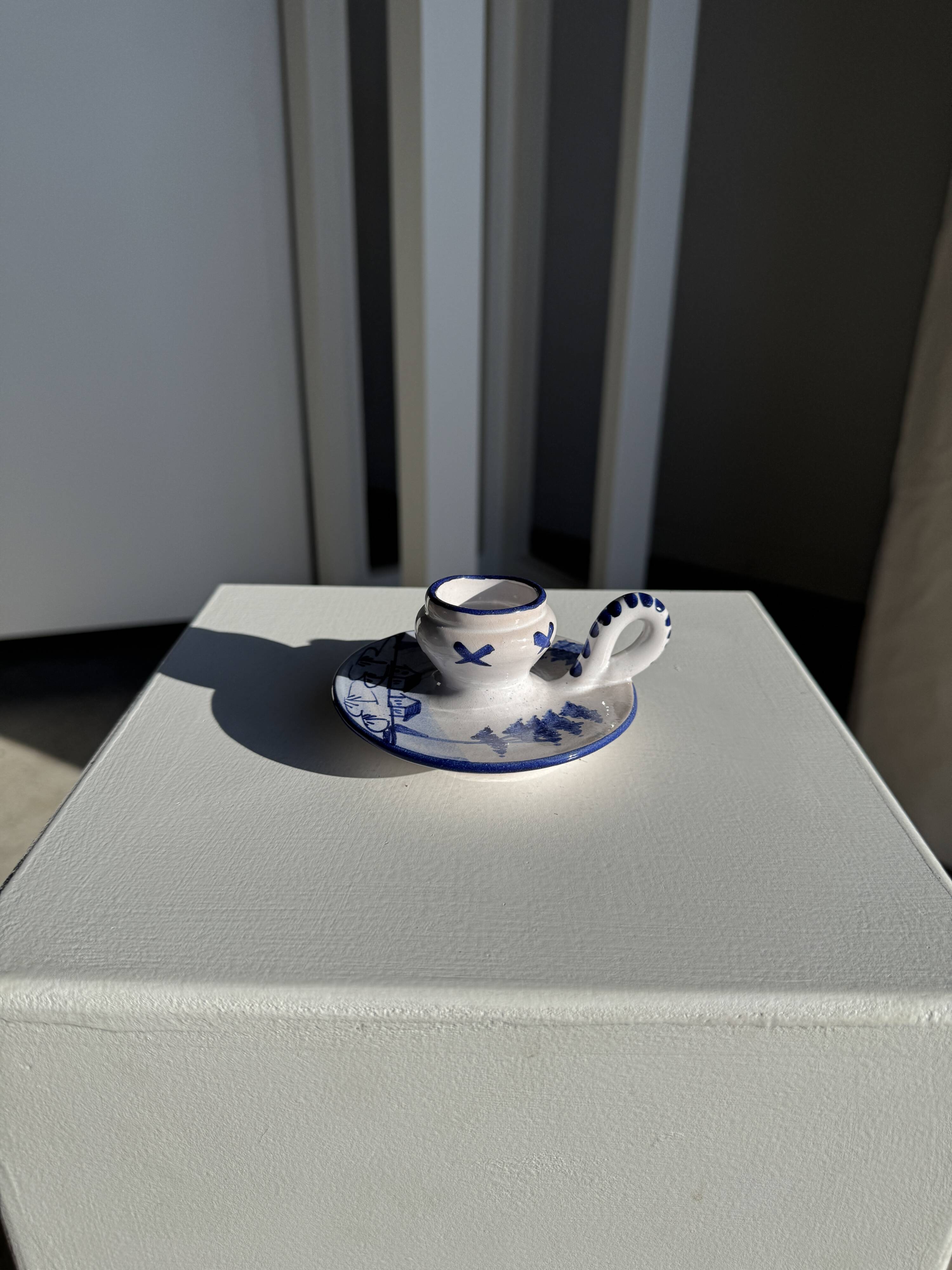 Dutch white and blue candlestick with windmill pattern H5 D10