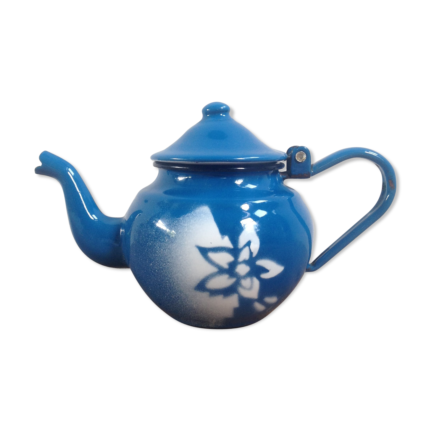 Enamelled tin teapot