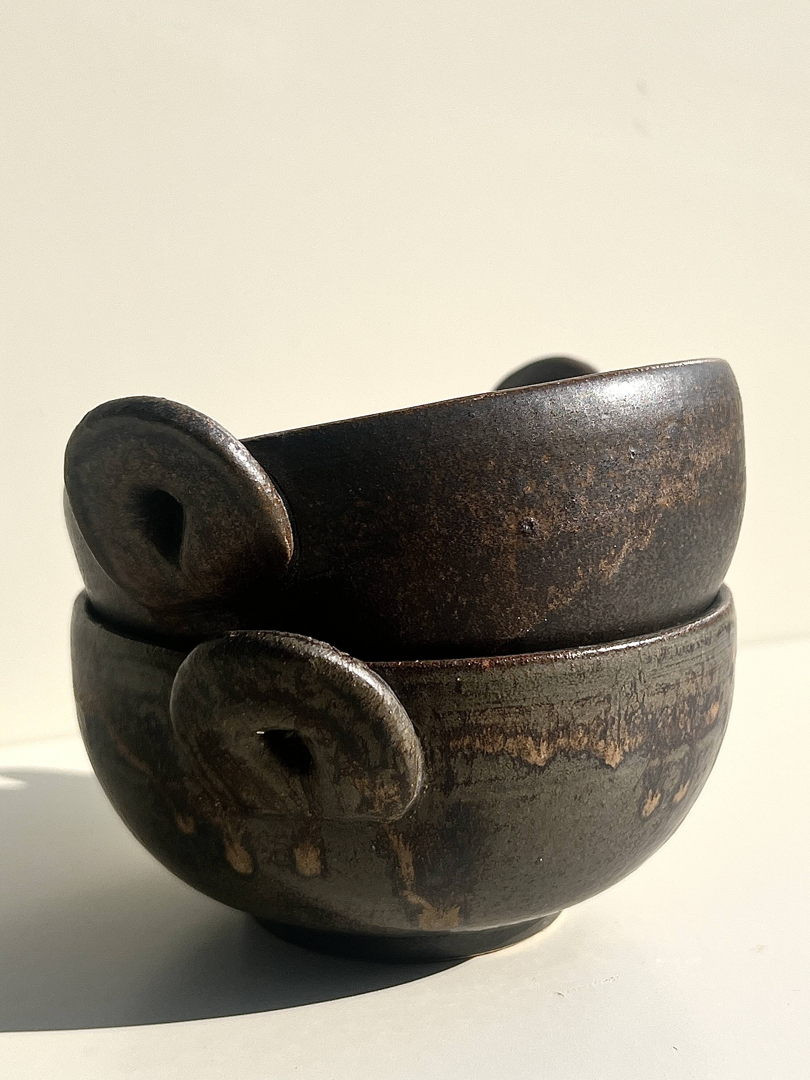 Pair of 2 handmade stoneware bowls, 20th century