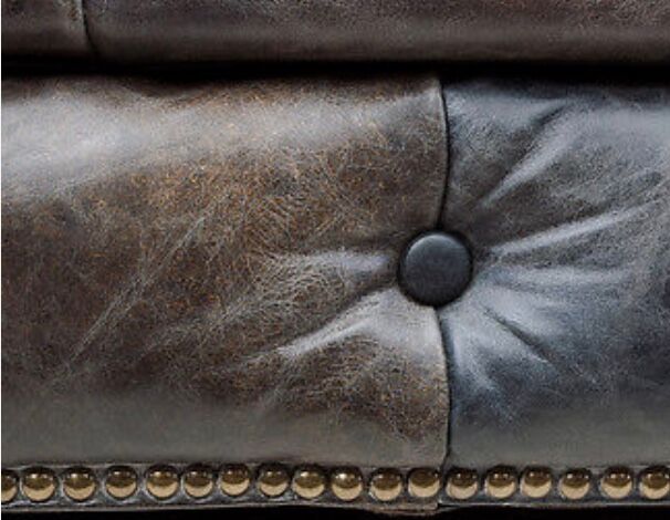 Chesterfield style sofa from the Saint-James brand
