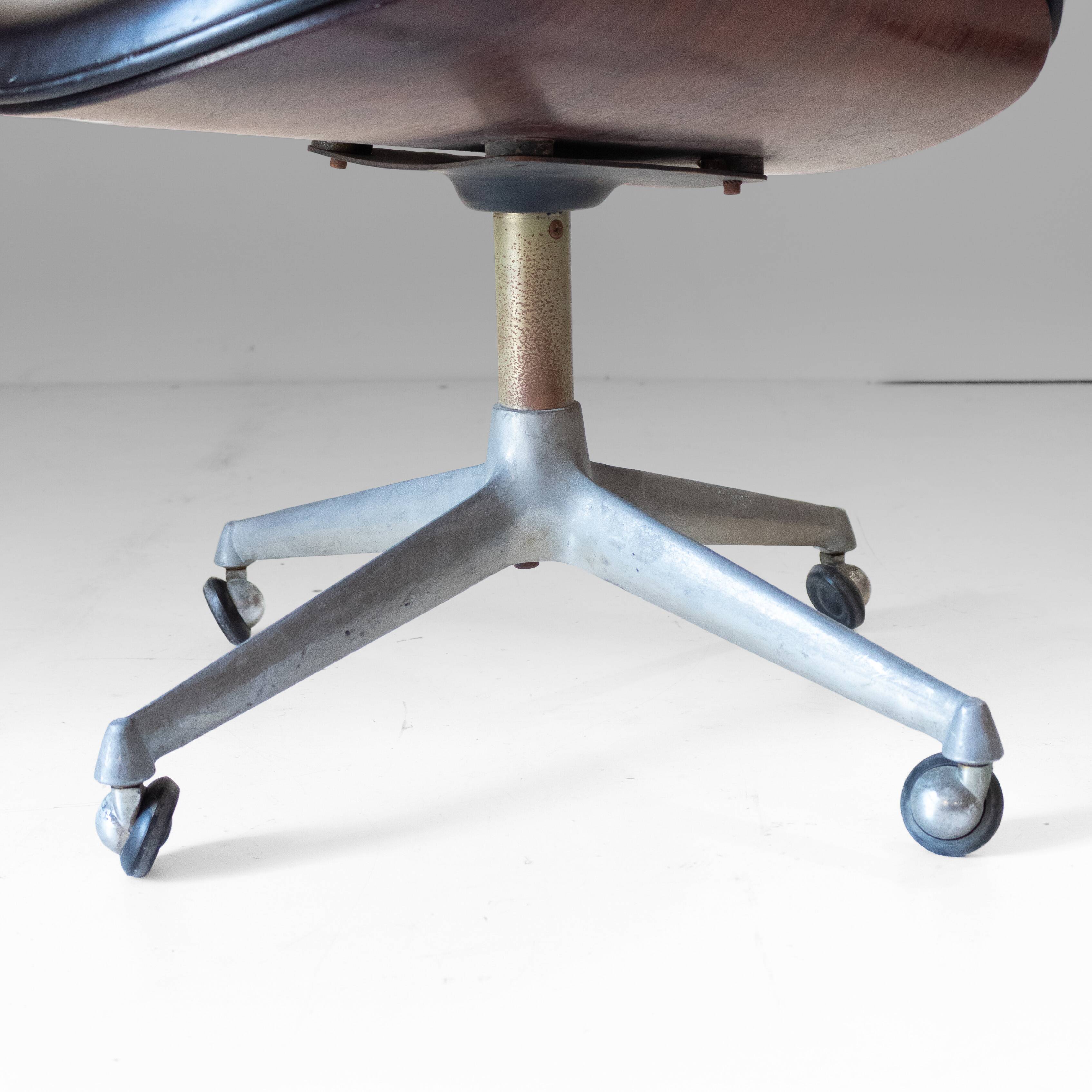 First Edition "Parioli"  Leather Office Chair by Ennio Fazioli for MIM Roma