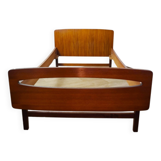 Lit vintage style scandinave