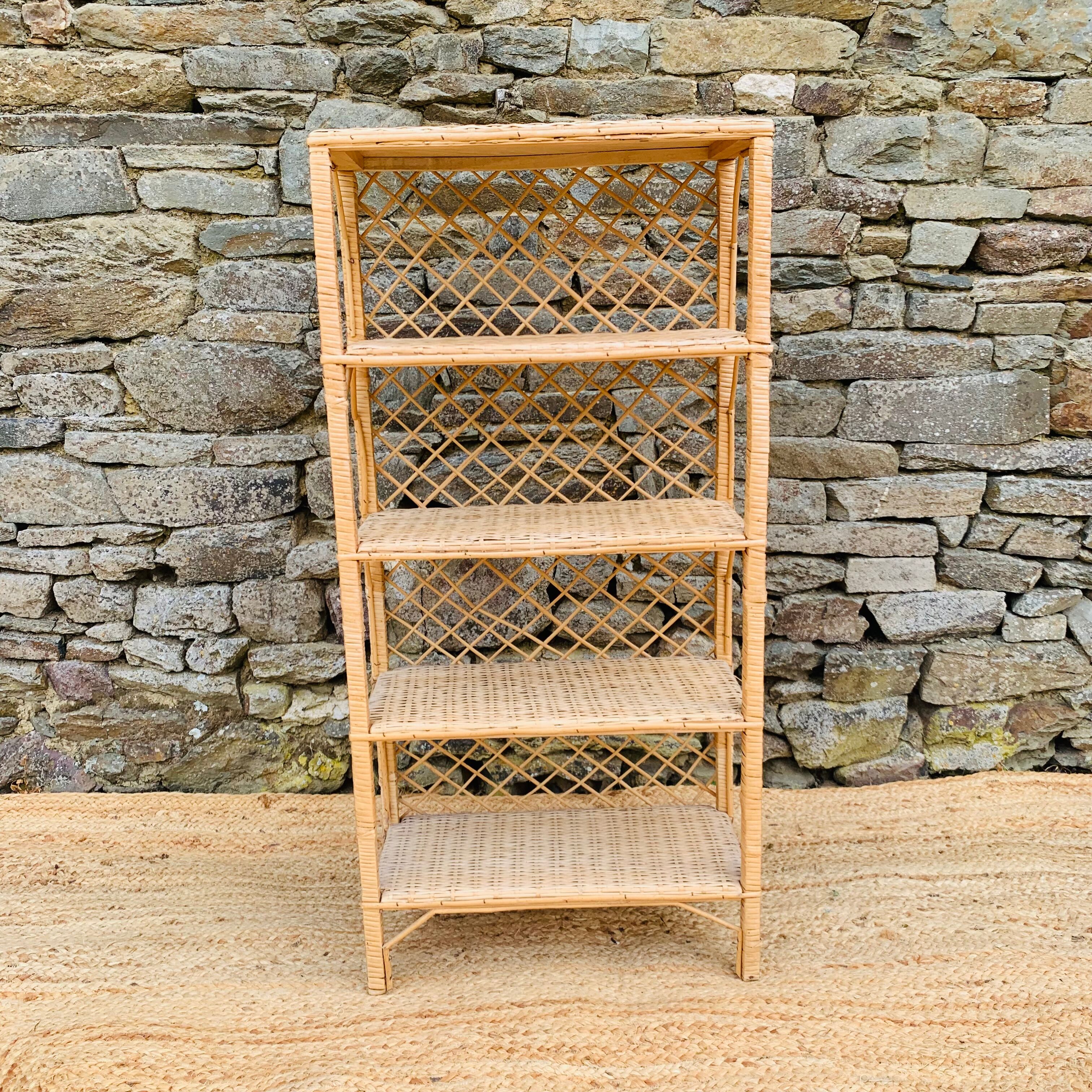Wicker shelf