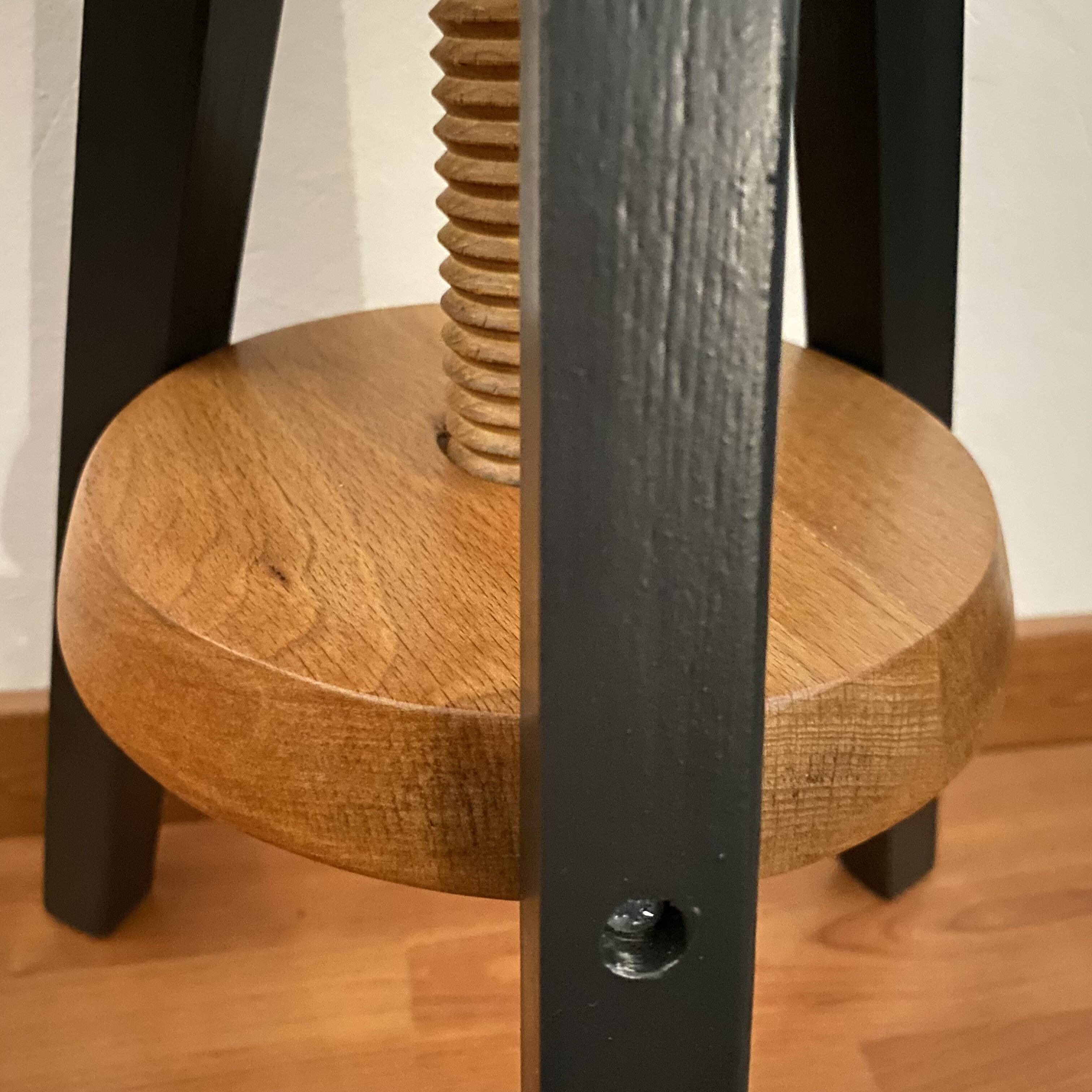 Screw stool, restored
