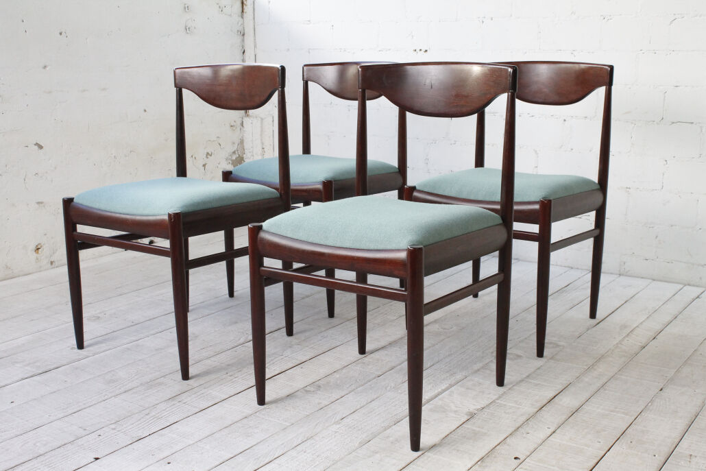 Set of 4 dining chairs