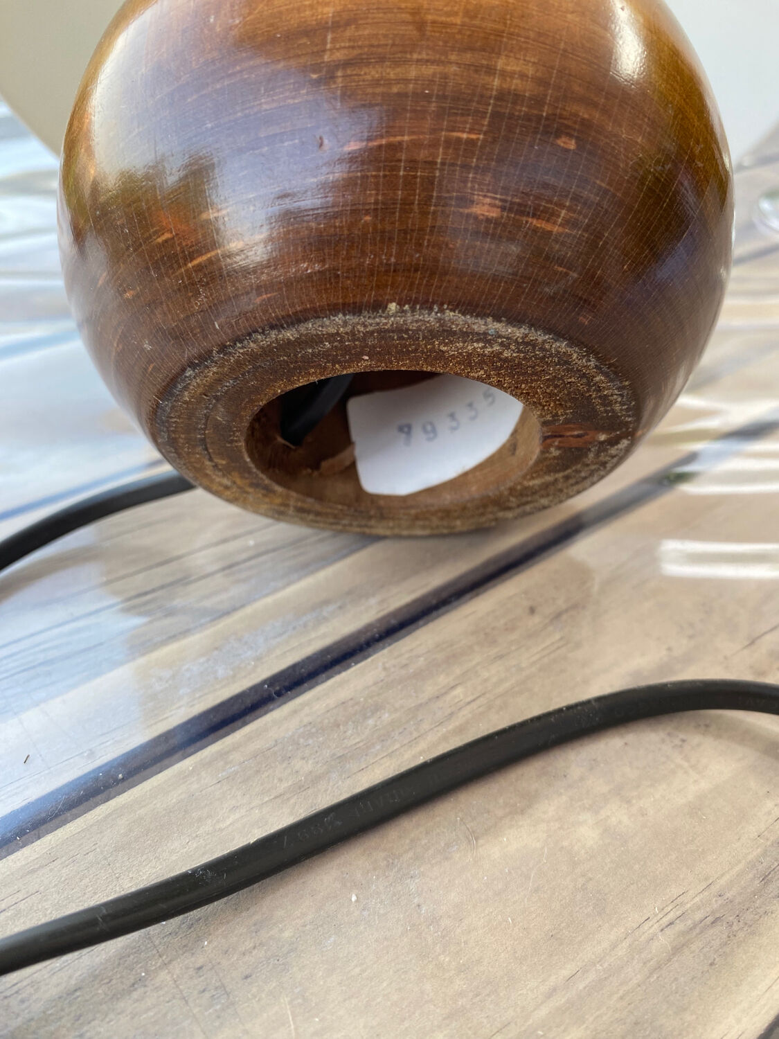 Ball bedside lamp