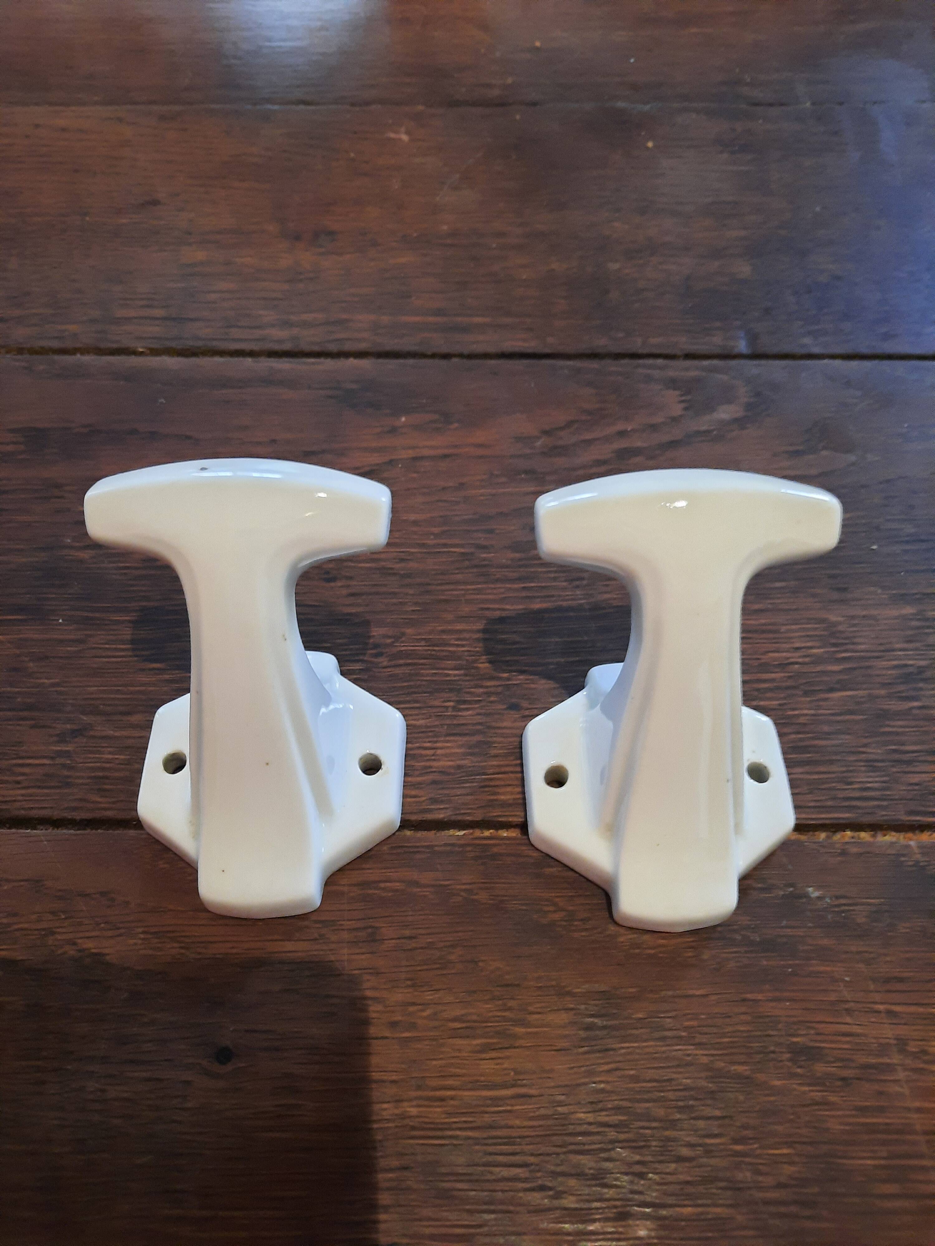 Pair of porcelain paters