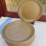 9 flat plates in Sarreguemines stoneware