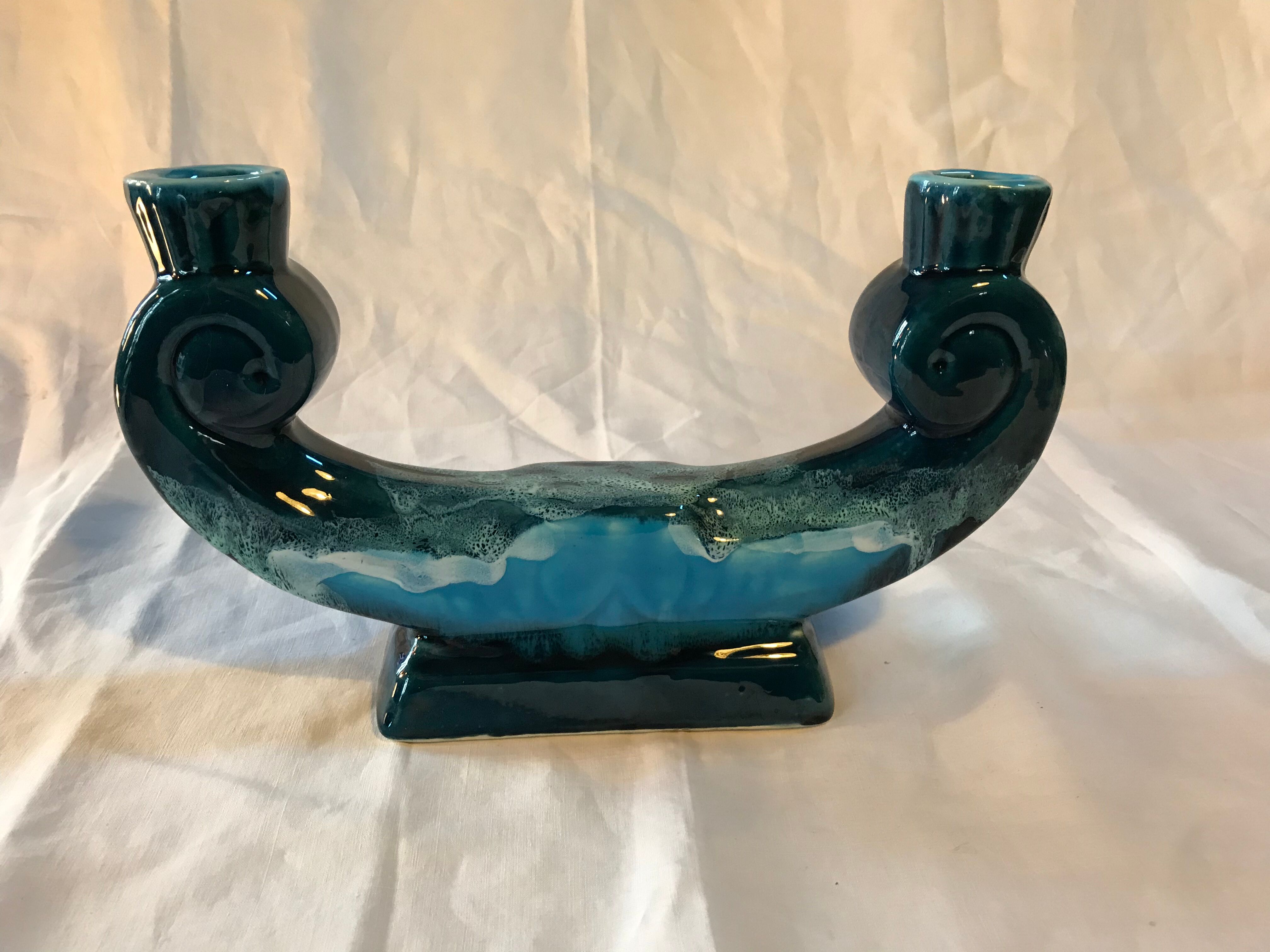 Double ceramic candle holder