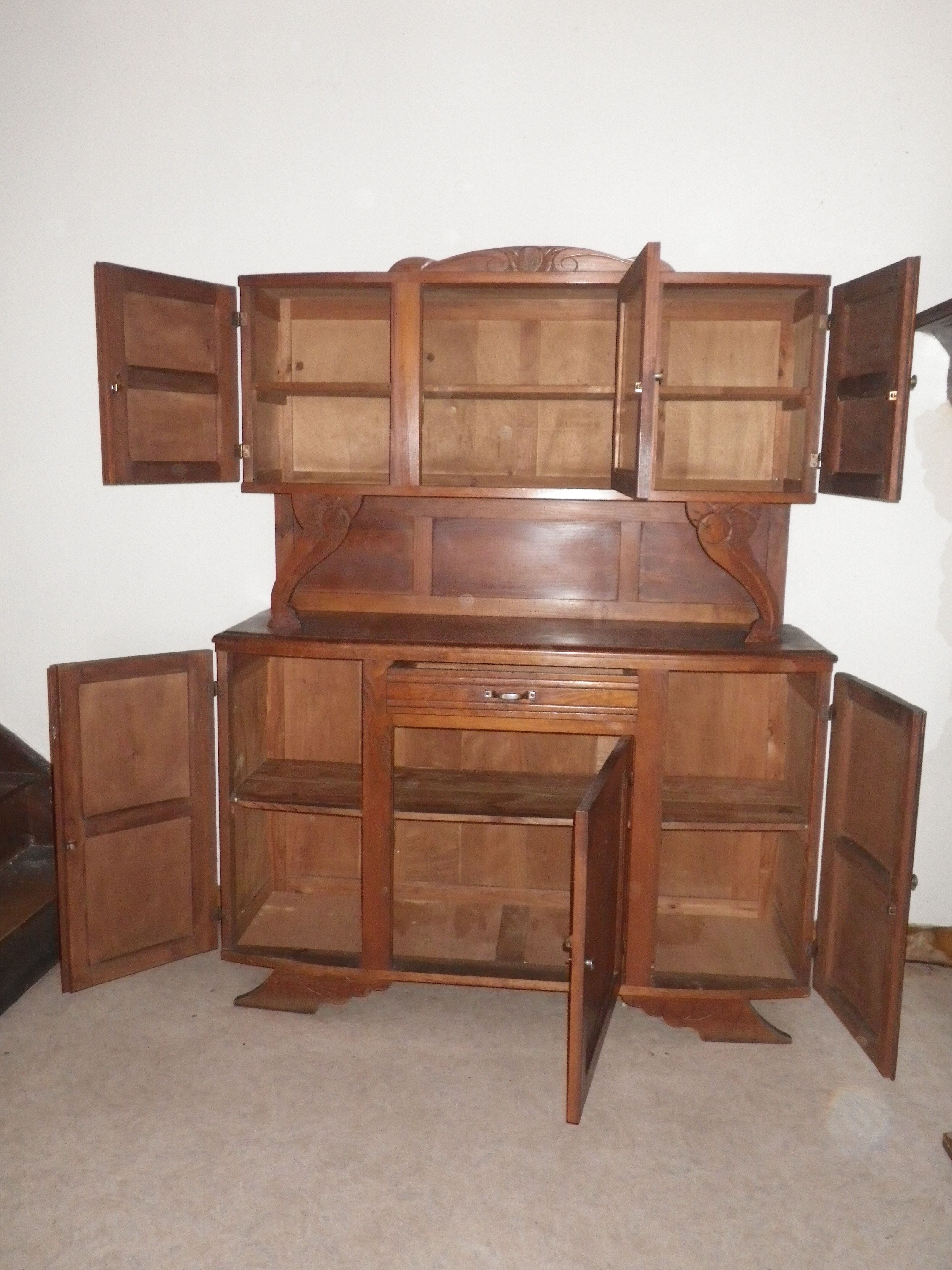Buffet kitchen 1962
