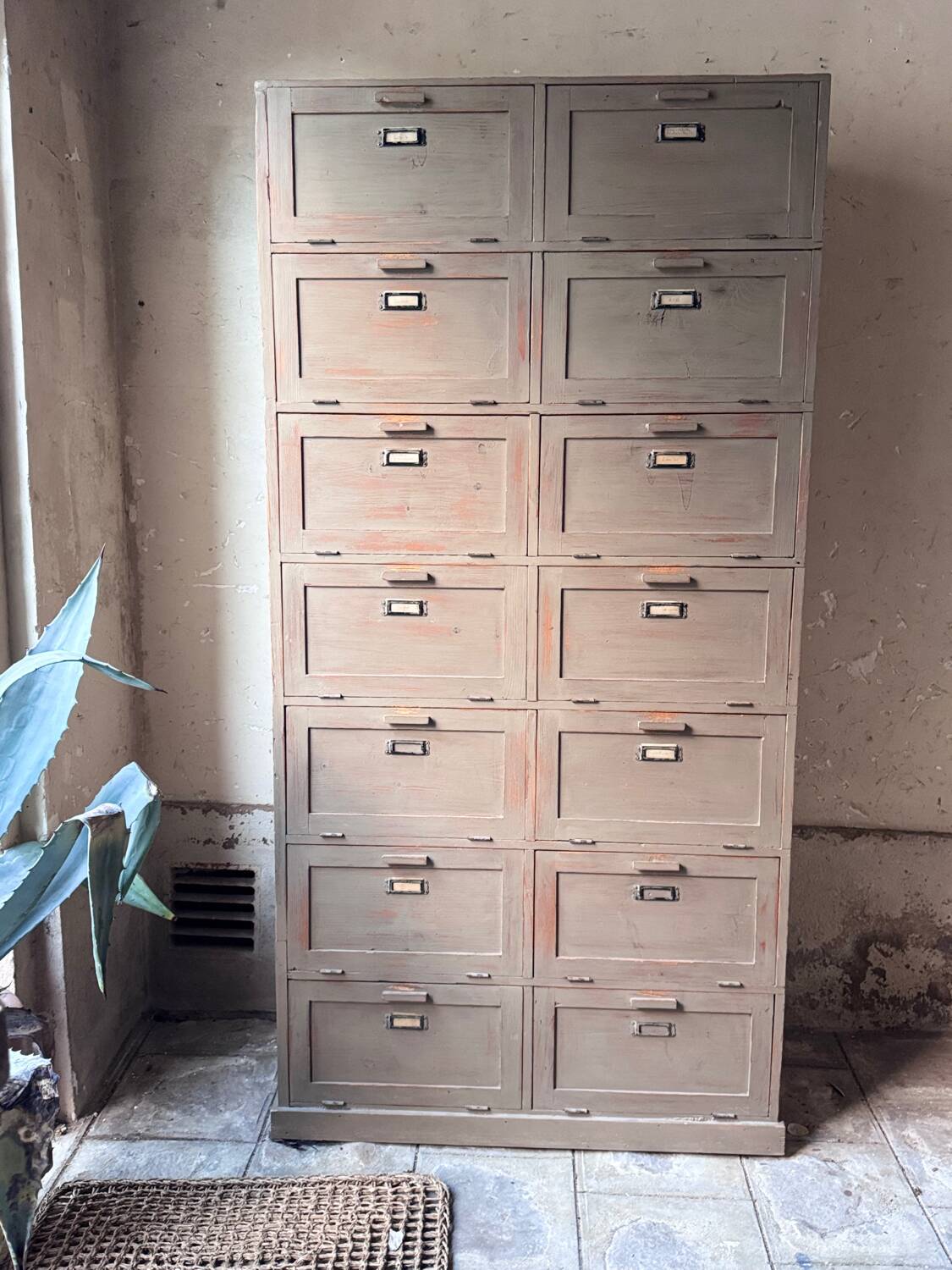 Patinated wood flap furniture