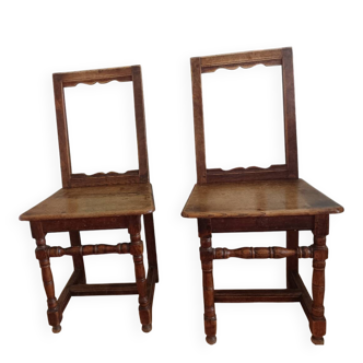 Two Lorraine oak chairs