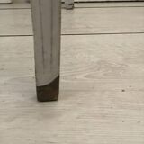 Petite table en bois à patine or et blanc cassé, XIX ème