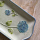 Cake dish in flower slip