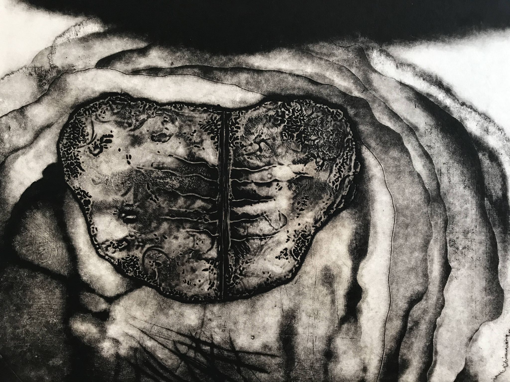 Gravure en noir sur velin fort signée de mamer, sans titre, 1970