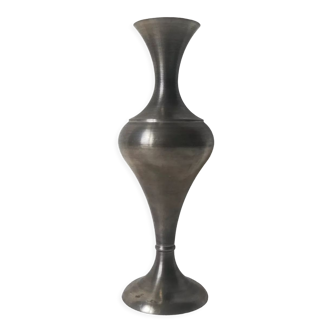 Vase soliflore en étain