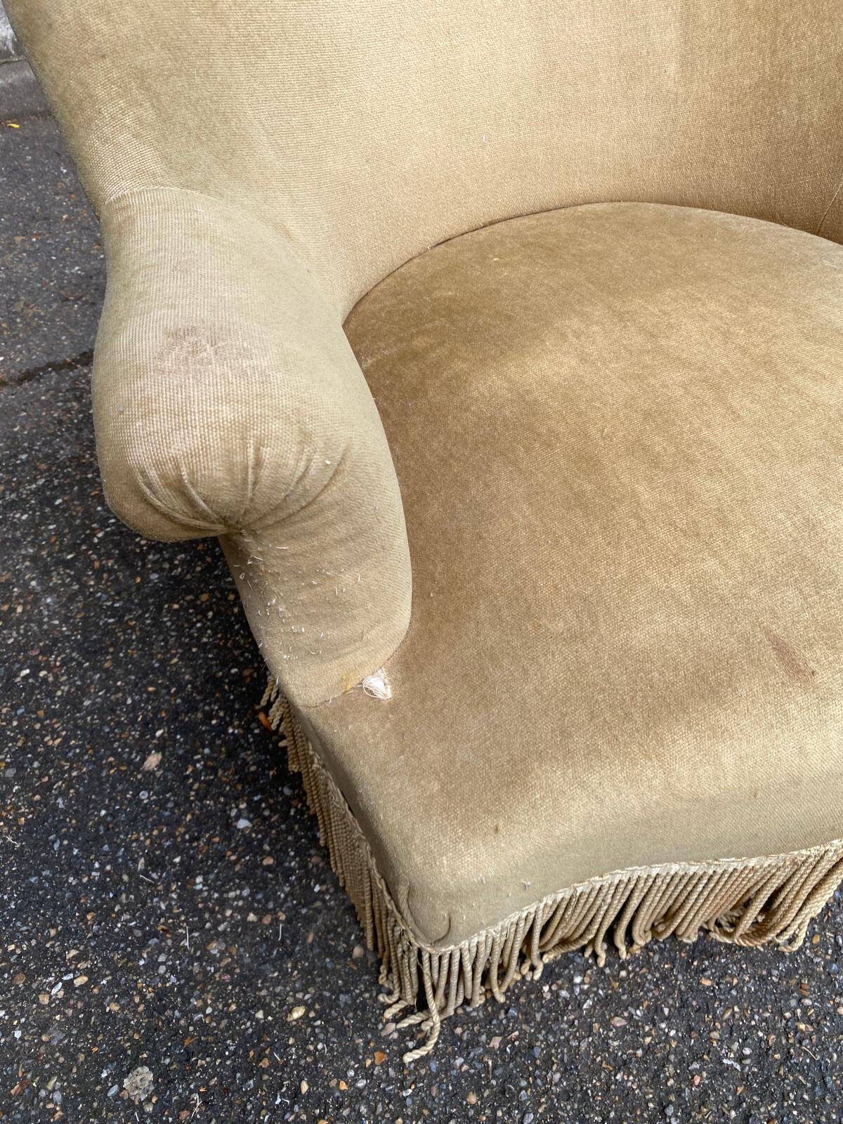 Fauteuil crapaud en velours velours jaune moutarde