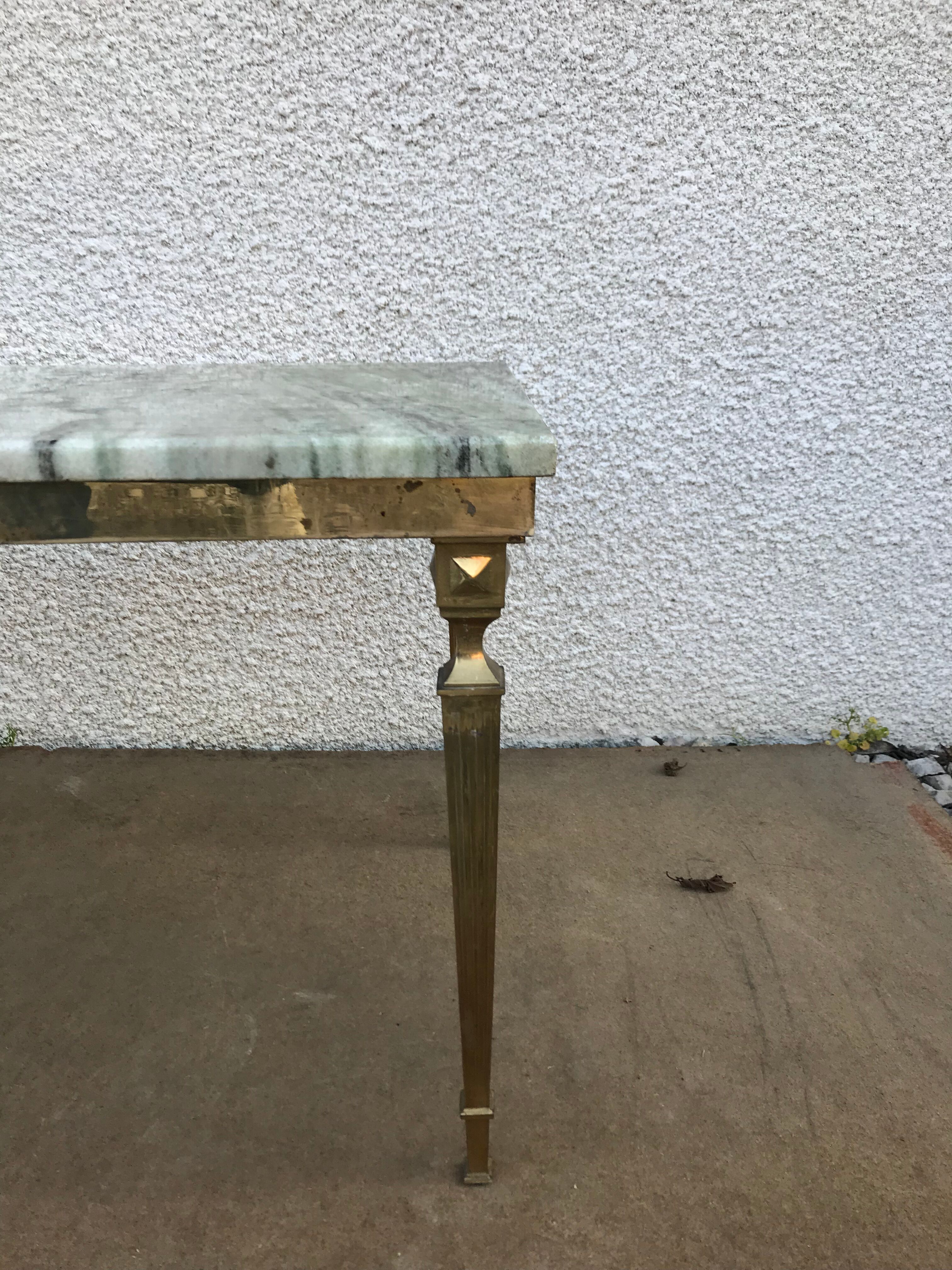 Table low marble and golden bronze