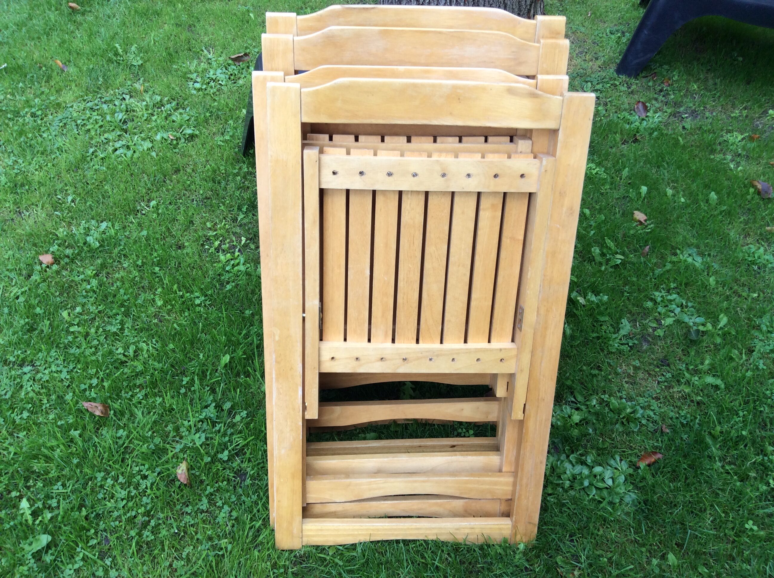 Series of 4 folding chairs