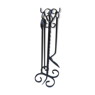 Wrought iron chimney servant