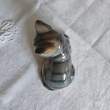 Figurine, Cat statuette, in old 20th century enameled ceramic. Animal figurine, vintage feline