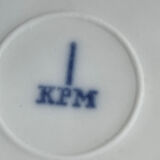 Kpm - serving dish (1) - hand-decorated porcelain