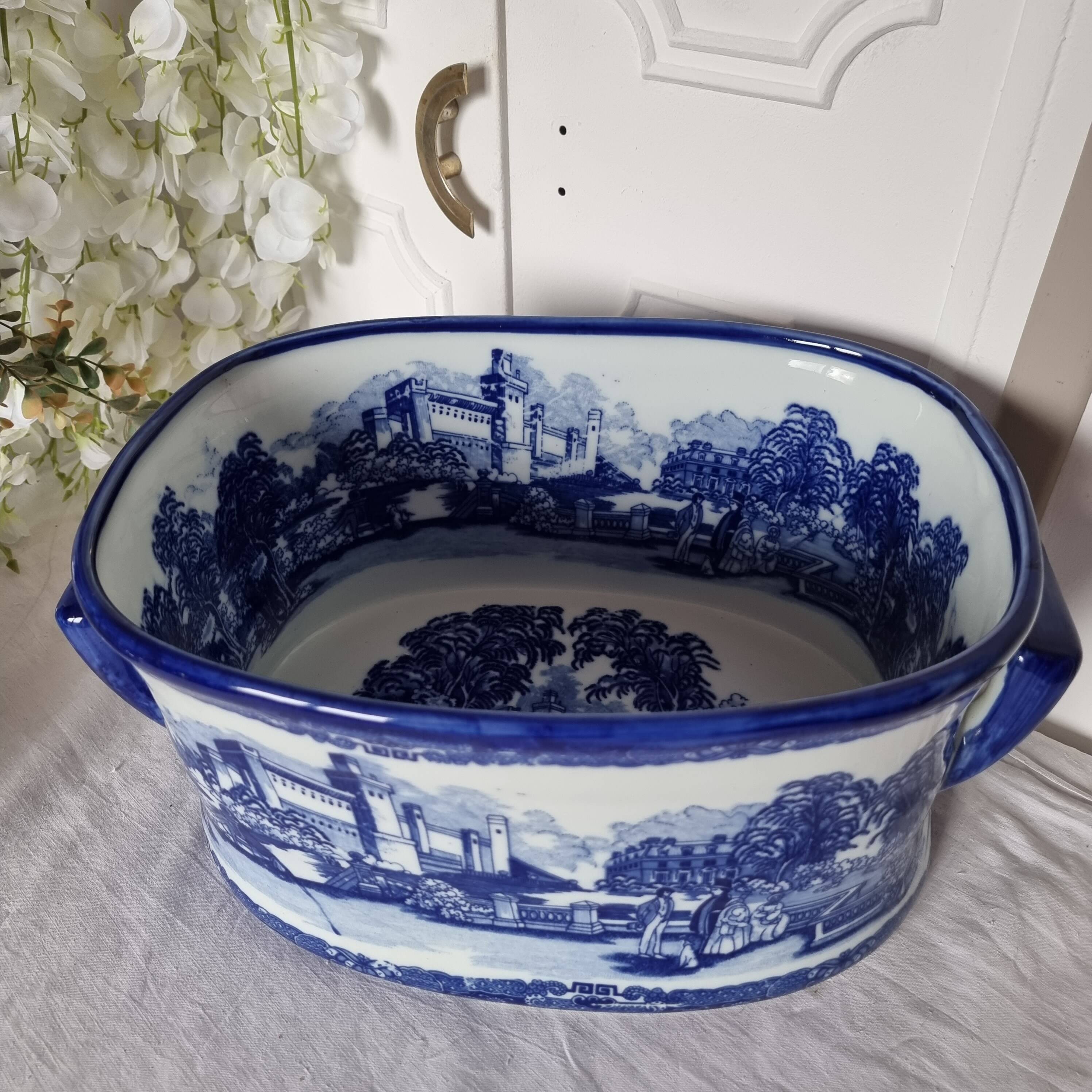 Large 20th century English glazed and enamelled earthenware planter