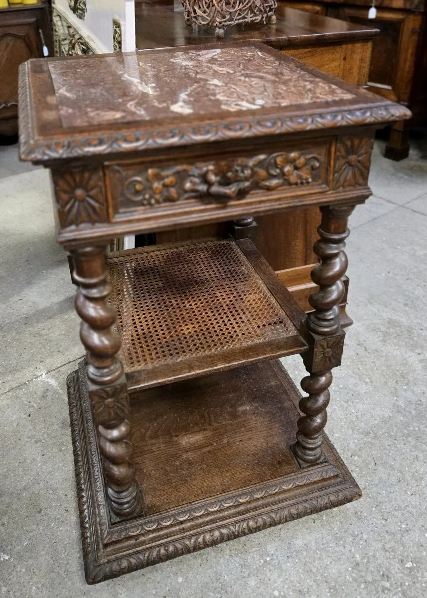 antique console shelf, in Renaissance style, made of solid wood