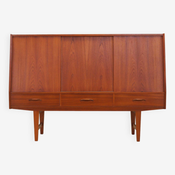 Buffet haut en teck, design danois, années 1960, production : Danemark