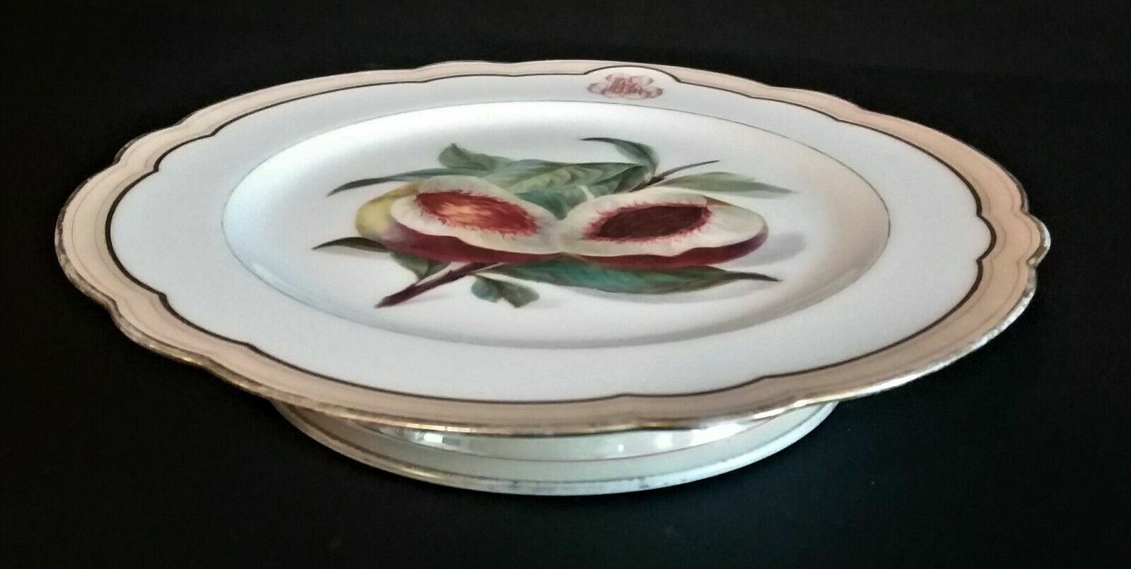 Flat plate heel porcelain of Paris monogram Ch. Pillivuyt XIXth