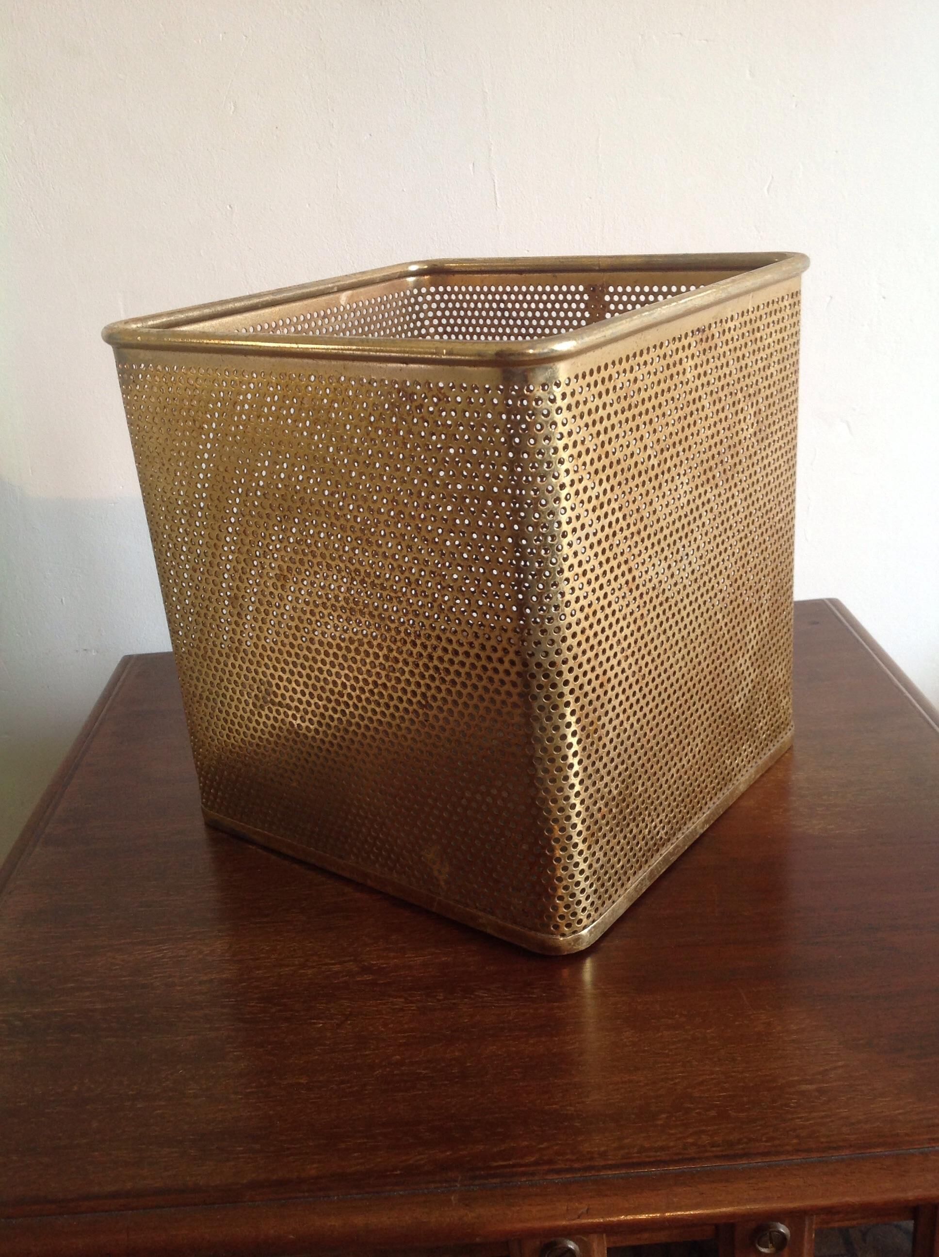 Office paper basket